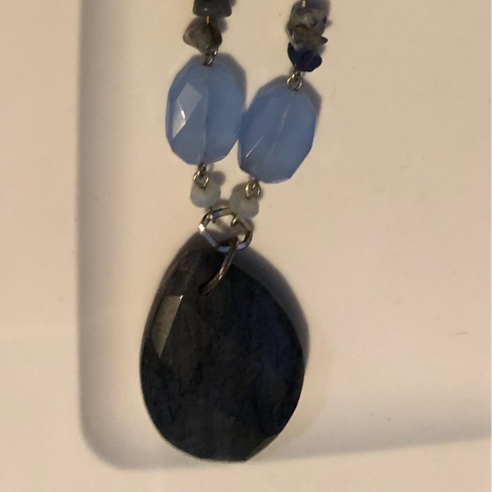 Blue stone necklace - Picture 1 of 2